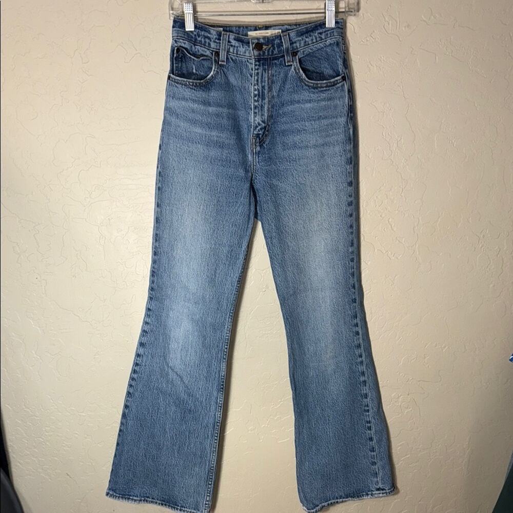 Levi’s 70s high flare jeans size 25